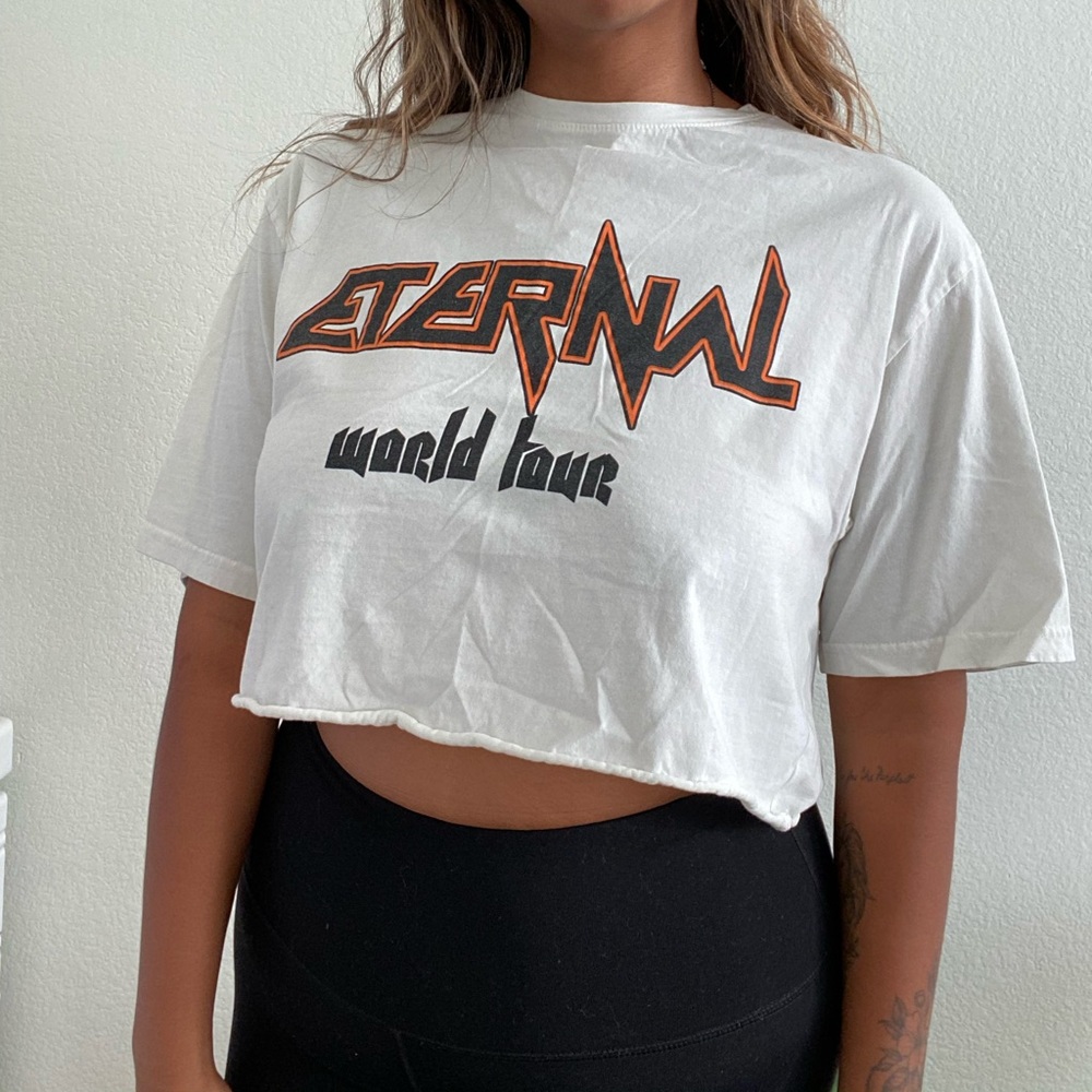 Men’s cropped top